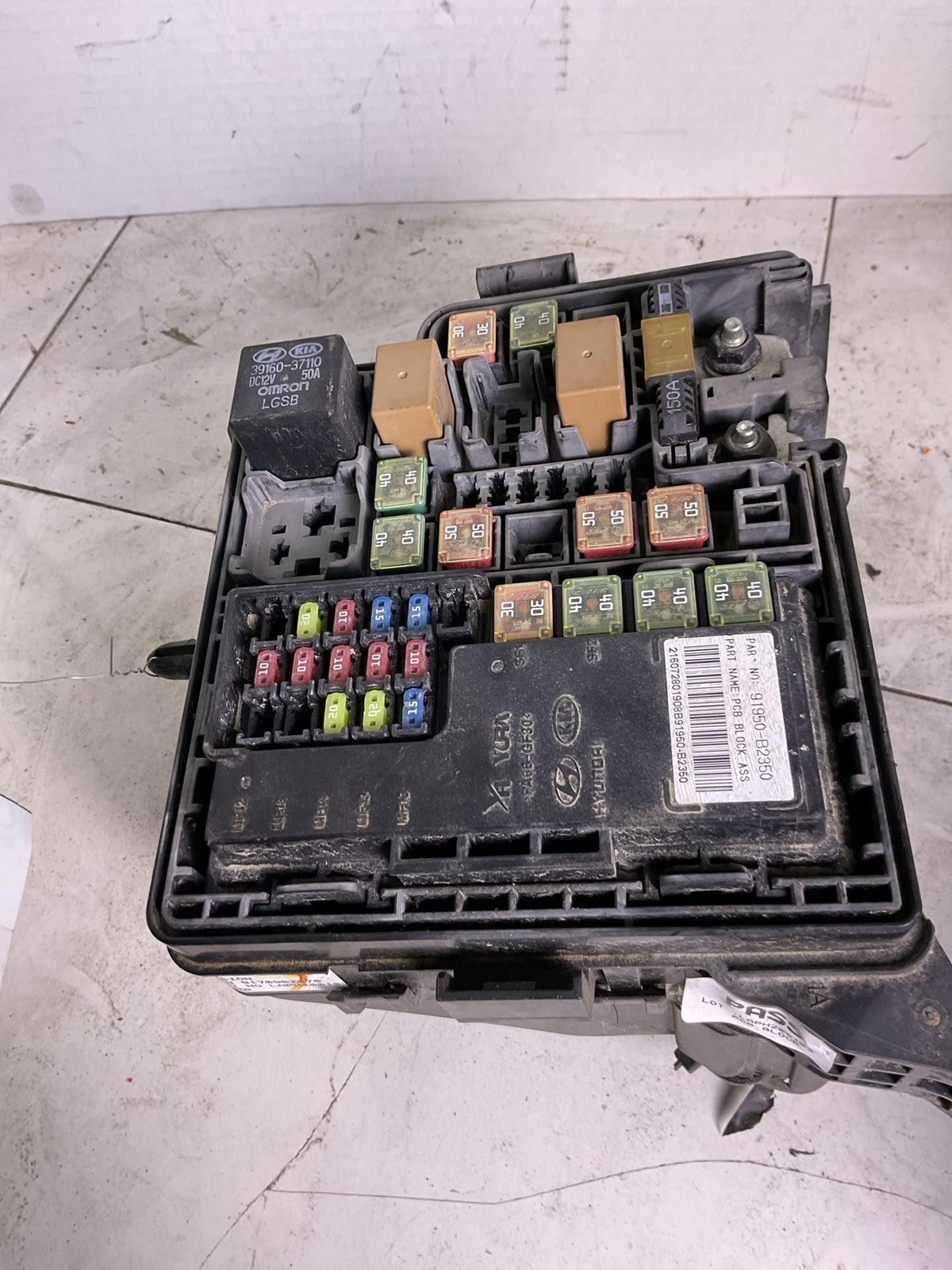 Engine Fuse Box KIA SOUL 17 18 190